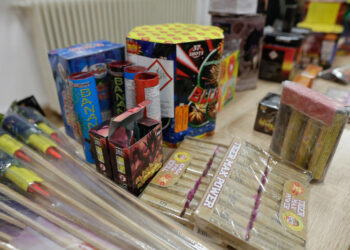 CE TREBUIE SĂ ȘTIM DESPRE ARTICOLELE PIROTEHNICE