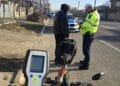 CONDUCĂTORII DE BICICLETE ȘI TROTINETE ELECTRICE VERIFICAȚI DE POLIȚIȘTII BRĂILENI CU PRIVIRE LA RESPECTAREA NORMELOR RUTIERE