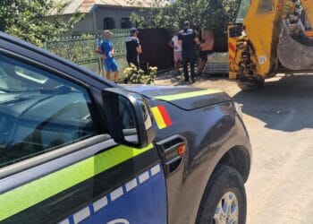 ACȚIUNE DE INFORMARE A CETĂȚENILOR, DEȚINĂTORI DE ANIMALE DE COMPANIE, DESFĂȘURATĂ DE POLIȚIȘTI