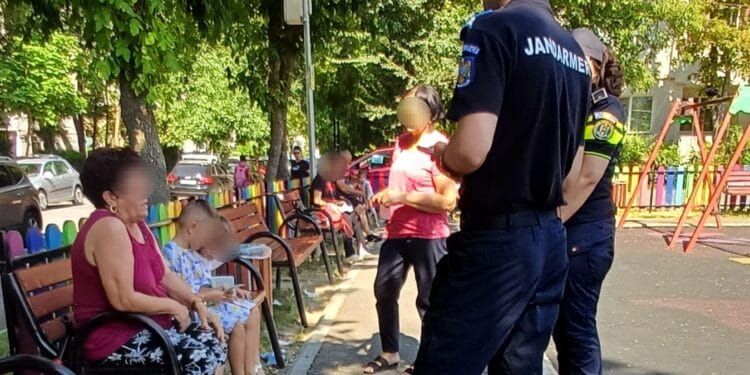 POLIȚIȘTI ALĂTURI DE PĂRINȚI RECOMANDĂRI PENTRU PROTECȚIA COPIILOR ÎN MEDIUL ONLINE