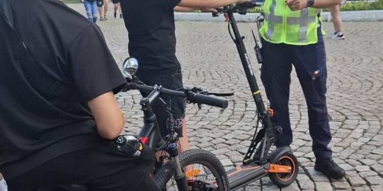 „EROU PENTRU O ZI – POLIȚIST/JANDARM/POMPIER/ MARINAR/SOLDAT/OFIȚER PENTRU O ZI ”