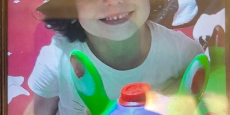 MINORĂ DISPĂRUTĂ! ORICE INFORMAȚIE POATE FI IMPORTANTĂ!