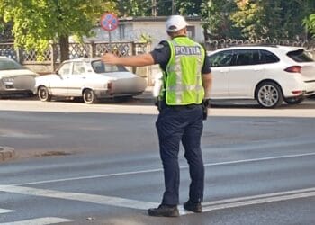 POLIȚIȘTII BRĂILENI, ALĂTURI DE ELEVI ÎN PRIMA ZI DE ȘCOALĂ