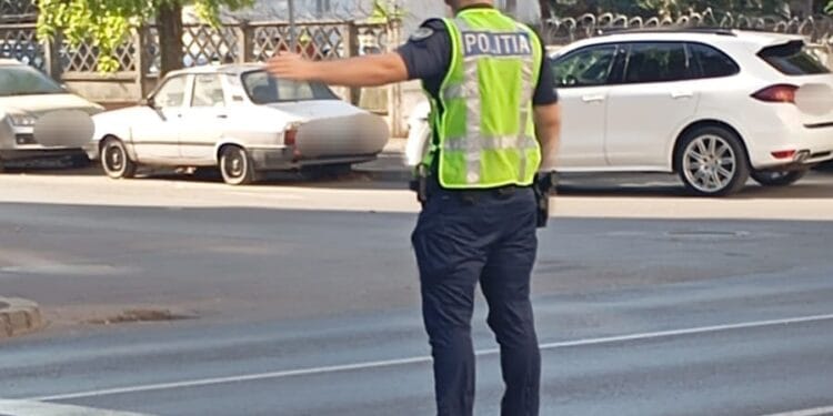 POLIȚIȘTII BRĂILENI, ALĂTURI DE ELEVI ÎN PRIMA ZI DE ȘCOALĂ