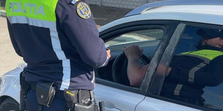 ACȚIUNILE POLIȚIȘTILOR RUTIERI PENTRU O MINIVACANȚĂ ÎN SIGURANȚĂ